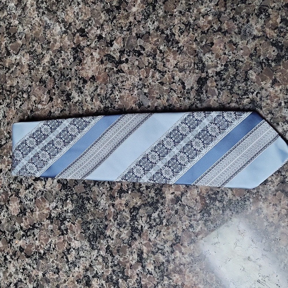 Cappuccino vintage tie pattern 100% silk .